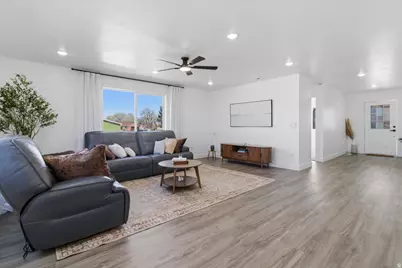 340 S Maple Dr, Salina, UT 84654 - Photo 13