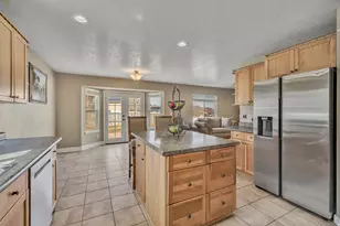 332 W Hillside Dr, Saratoga Springs, UT 84045 - Photo 11