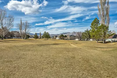 332 W Hillside Dr, Saratoga Springs, UT 84045 - Photo 63