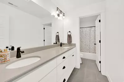 943 S Candlelight Dr, Saratoga Springs, UT 84045 - Photo 31