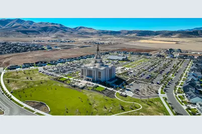 943 S Candlelight Dr, Saratoga Springs, UT 84045 - Photo 57