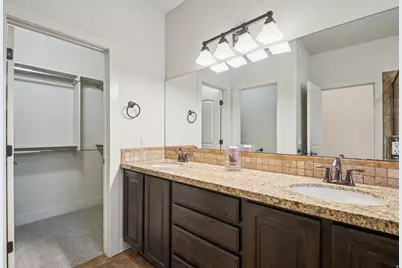 1260 N 200 W, Bountiful, UT 84010 - Photo 17