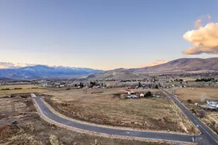 933 E High Mdw Cir, Wallsburg, UT 84082 - Photo 1