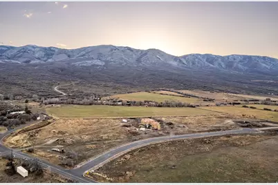 933 E High Meadow Cir #1, Wallsburg, UT 84082 - Photo 17