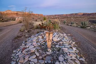 111 W Abby Rd, Bluff, UT 84512 - Photo 33