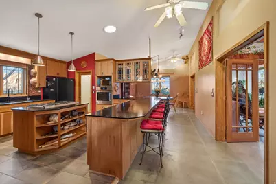 111 W Abby Rd, Bluff, UT 84512 - Photo 11