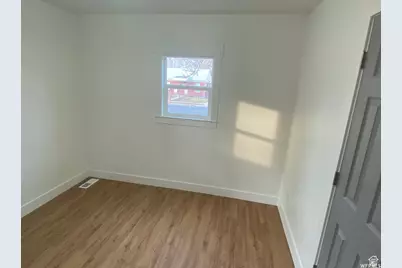 458 E Lambourne Ave, Salt Lake City, UT 84115 - Photo 23