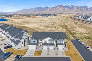 826 N Gleneagles Ct, Tooele, UT 84074 - Photo 31