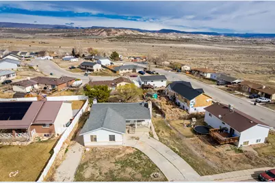 4558 W Valley Dr, Maeser, UT 84078 - Photo 19