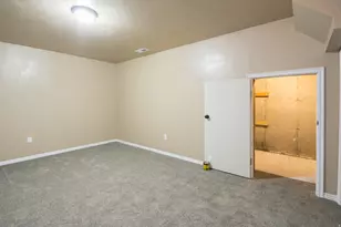 4558 W Valley Dr, Maeser, UT 84078 - Photo 13