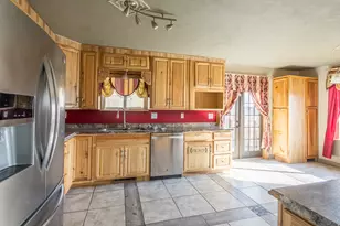 4558 W Valley Dr, Maeser, UT 84078 - Photo 3