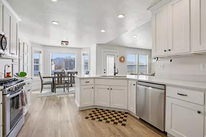 541 S 400 W, Tremonton, UT 84337 - Photo 15