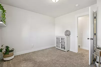 541 S 400 W, Tremonton, UT 84337 - Photo 17