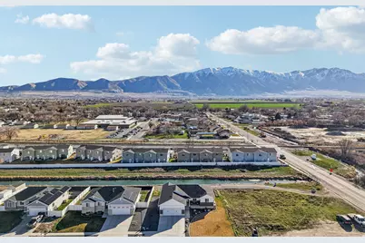 541 S 400 W, Tremonton, UT 84337 - Photo 41