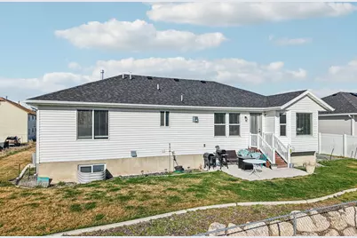 541 S 400 W, Tremonton, UT 84337 - Photo 37