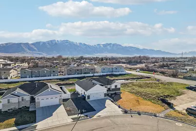 541 S 400 W, Tremonton, UT 84337 - Photo 39