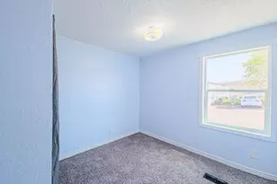 1101 S Carbon Ave, Price, UT 84501 - Photo 9