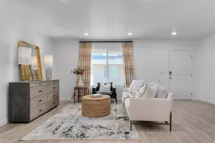 1255 N 300 E, Harrisville, UT 84404 - Photo 3