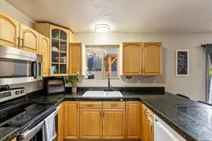 1404 N Spring Mountain Rd E, Springville, UT 84663 - Photo 11