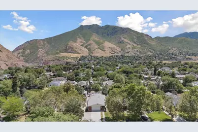 2963 S Grace St E, Salt Lake City, UT 84109 - Photo 1