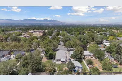 2963 S Grace St E, Salt Lake City, UT 84109 - Photo 25