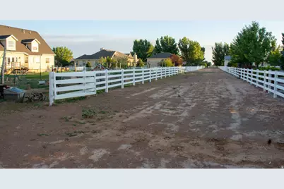 1444 N 3775 W, Cedar City, UT 84721 - Photo 31