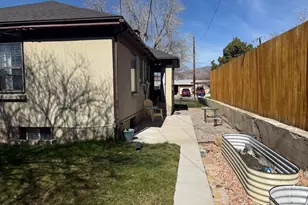 2406 E 2100 S, Salt Lake City, UT 84109 - Photo 23