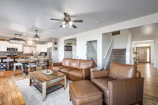 1907 E Aspen Leaf Pl S, Draper, UT 84020 - Photo 3