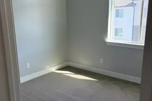 689 N 380 W, Vineyard, UT 84059 - Photo 7