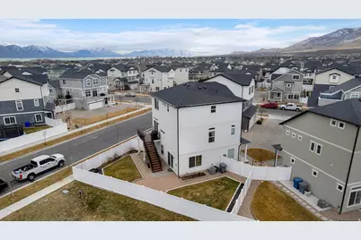 106 E Polaris Dr, Saratoga Springs, UT 84045 - Photo 35