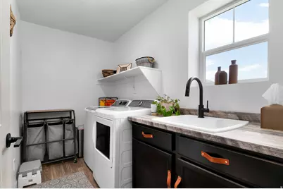 106 E Polaris Dr, Saratoga Springs, UT 84045 - Photo 27