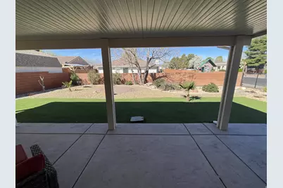 1848 S Bridle Cir, Washington, UT 84780 - Photo 17