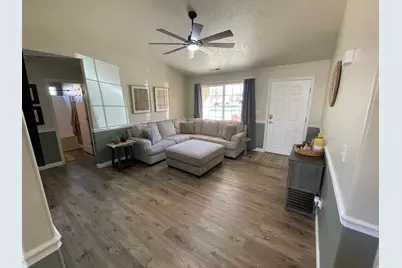 1848 S Bridle Cir, Washington, UT 84780 - Photo 7