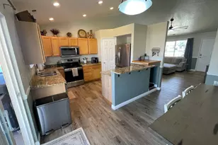 1848 S Bridle Circle, Washington, UT 84780 - Photo 5