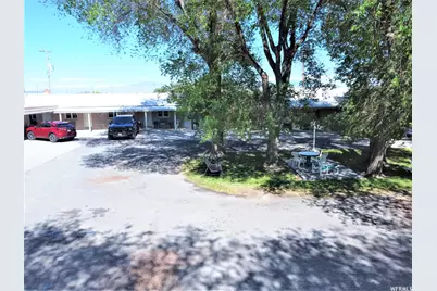 347 E Main St, Delta, UT 84624 - Photo 5