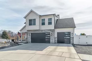4733 S Turnberry Cv W, Taylorsville, UT 84123 - Photo 1