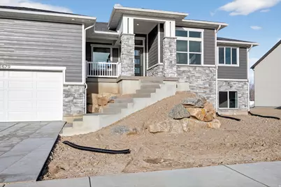 1679 S 3875 W #401, Taylor, UT 84401 - Photo 3
