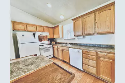 19600 N 8250 E, Mount Pleasant, UT 84647 - Photo 13