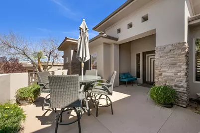 2376 E Stone Crest Cir, Saint George, UT 84790 - Photo 5