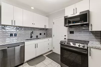 10351 S Zinnia Way, Sandy, UT 84094 - Photo 9