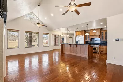 350 N 500 E, Levan, UT 84639 - Photo 5