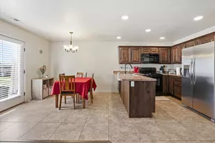 1912 N 300 W, Harrisville, UT 84414 - Photo 7