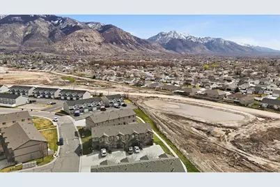 1912 N 300 W, Harrisville, UT 84414 - Photo 33