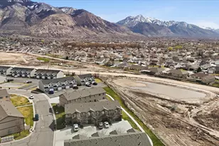 1912 N 300 W, Harrisville, UT 84414 - Photo 33