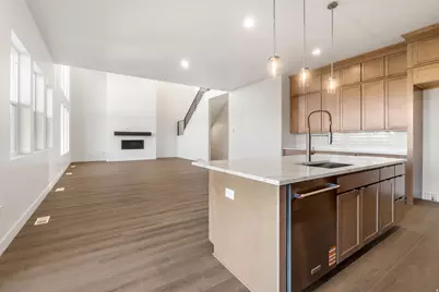 448 N Pinnacle Ln #2, Saratoga Springs, UT 84045 - Photo 17