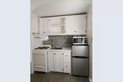 679 E 2nd Ave N, Salt Lake City, UT 84103 - Photo 23