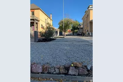679 E 2nd Ave N, Salt Lake City, UT 84103 - Photo 29