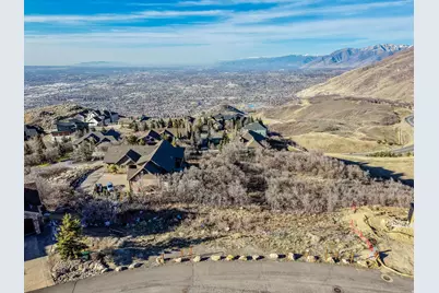 1565 E Trail Crest Ct #18, Draper, UT 84020 - Photo 3