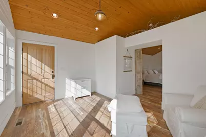 16 S 200 E, Centerville, UT 84014 - Photo 23