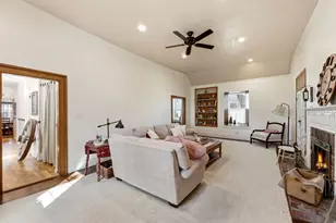 16 S 200 E, Centerville, UT 84014 - Photo 19